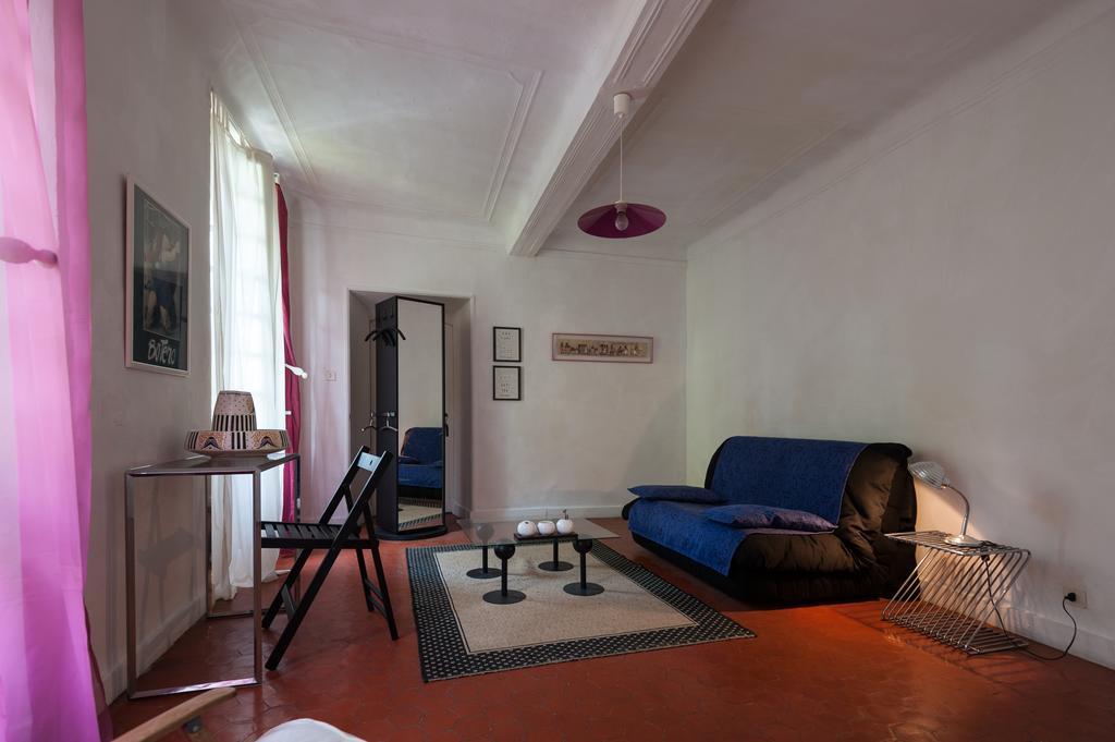 L'Enclos Lorgues Pokoj fotografie